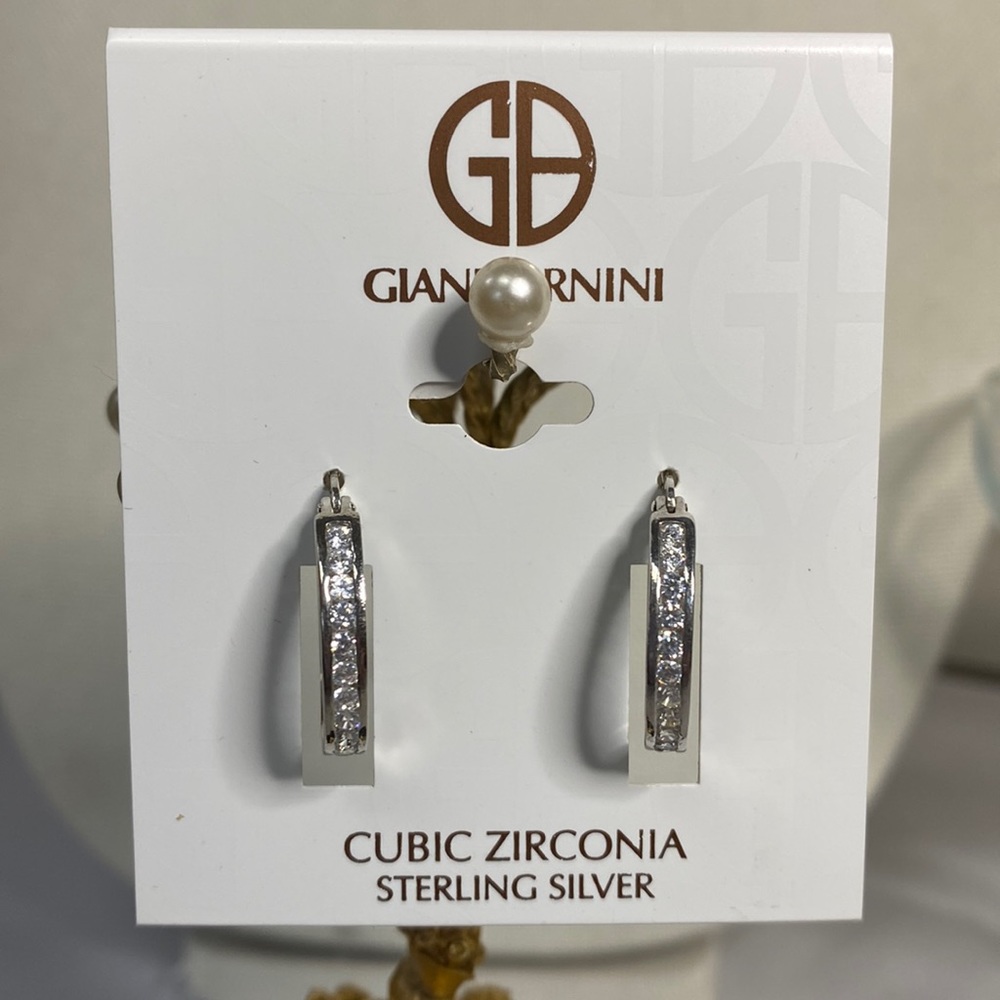 Beautiful sparkly CZ 925 Sterling Silver hoop earrings